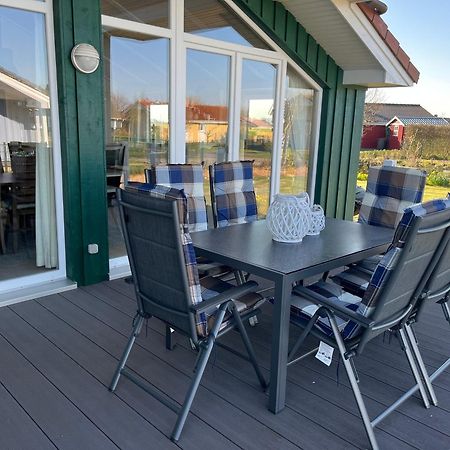 Ferienhaus "Deichglueck" Direkt An Der Nordsee Wesselburenerkoog Екстериор снимка