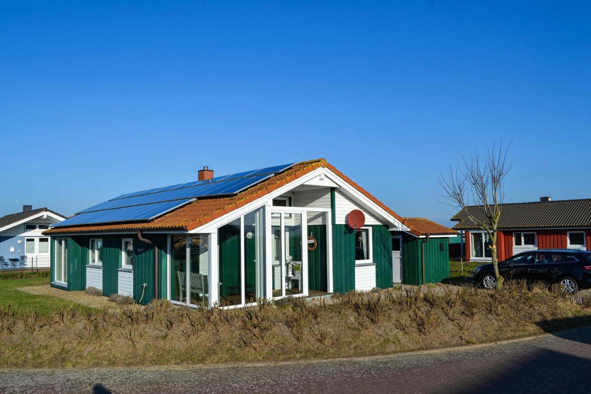 Ferienhaus "Deichglueck" Direkt An Der Nordsee Wesselburenerkoog Екстериор снимка